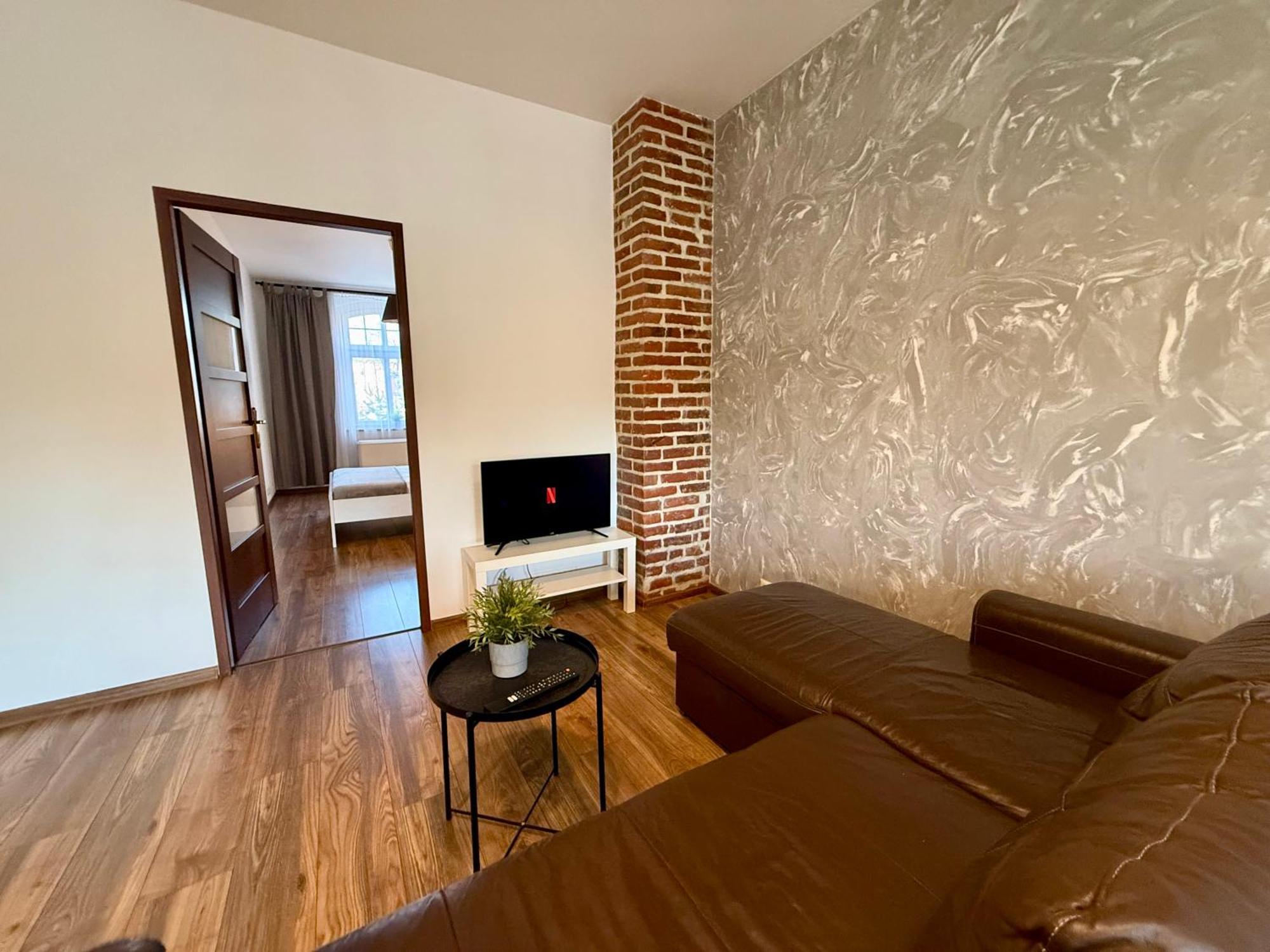 Apartment Zamulkowa カトヴィツェ エクステリア 写真